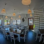 I Restauracja Jantarowa Rum i privatbostad Jantar